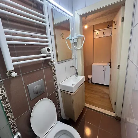 Konukevi Taksim White Mansion İstanbul