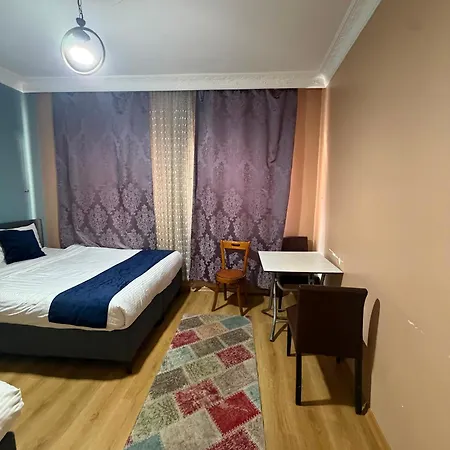 Casa de hóspedes Taksim White Mansion 3*