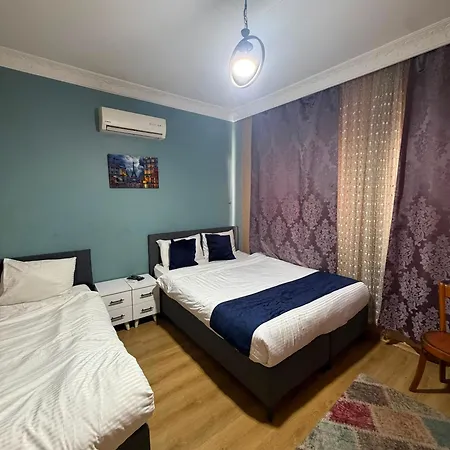Taksim White Mansion Casa de hóspedes 3*