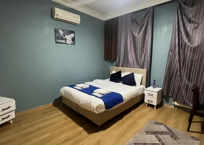 Taksim White Mansion Pensión 4*